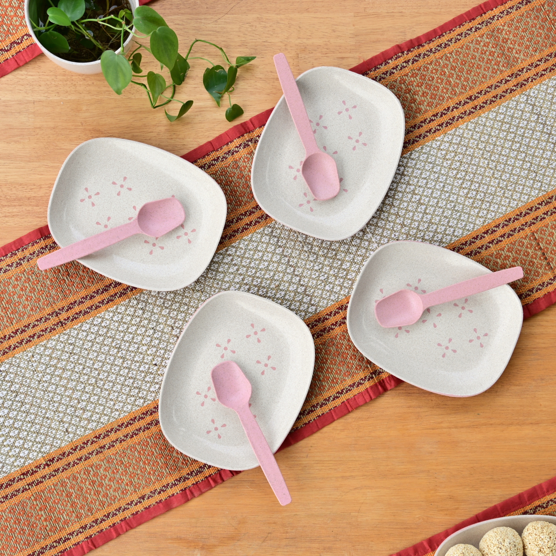 Mini snack plates 6 inch set of 4